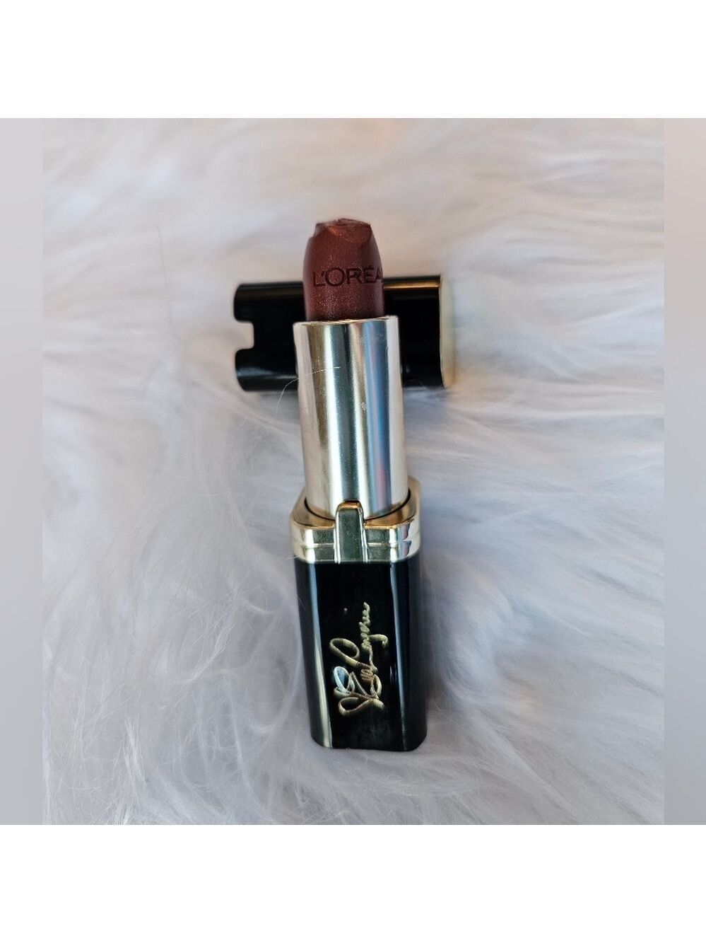 L'OREAL Colour Riche Star Secrets Lipcolour, 836 Eva's Caramel